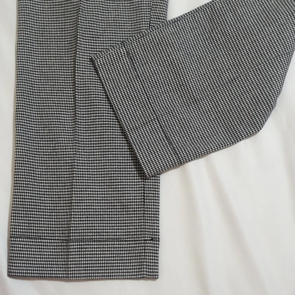 LOFT Marisa Houndstooth Crop Pants, Color Black/White Size 6 - Picture 6 of 14